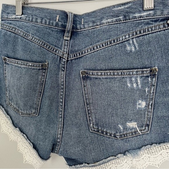 Free People Denim Jean Shorts with Lace Trim, Size 26 NWOT - Picture 7 of 11